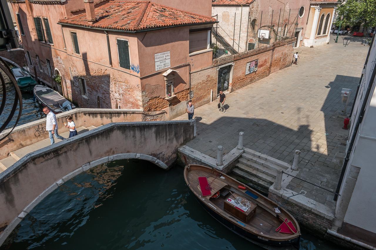 Ca' Dandolo, Affaccio Sul Canale Venesia Bagian luar foto